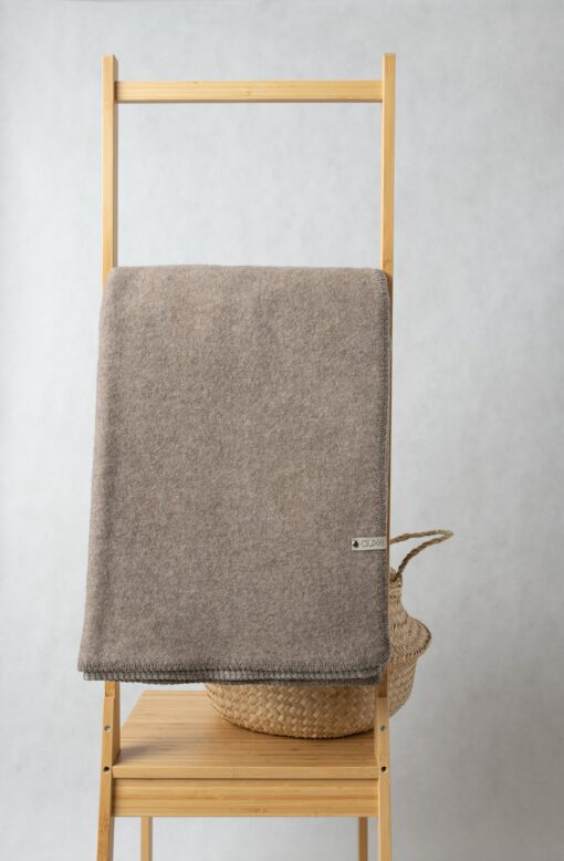 Luxurious Double-Sided Merino Wool Blanket Ultimate Warmth and Comfort in Brown and Beige - Image 2