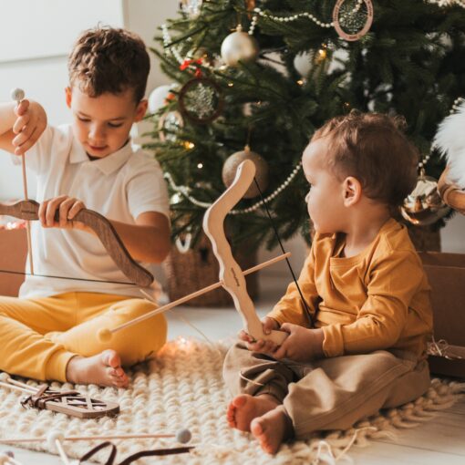 Personalized Wooden Bow and Arrow Set A Unique Christmas Gift for Kids, Fostering Outdoor Adventure and Imagination - Image 4