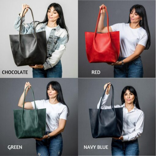 Captivating Black Leather Tote The Epitome of Style and Functionality - Image 4