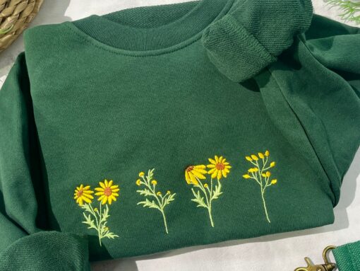 Embroidered Sunflower Sweatshirt Vintage Charm Meets Modern Style - Image 3
