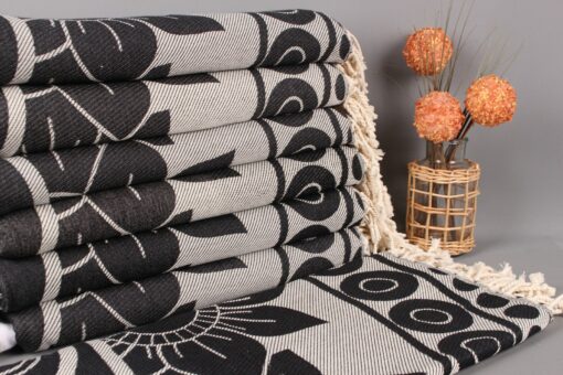 Luxurious Personalized Turkish Beach Towel Indulge in Comfort and Style - Image 2