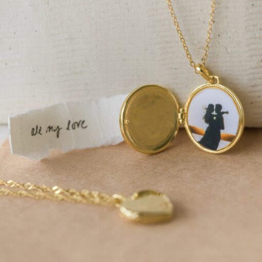 Timeless Treasures CaitlynMinimalist's Locket Necklaces for Cherished Memories - Image 5