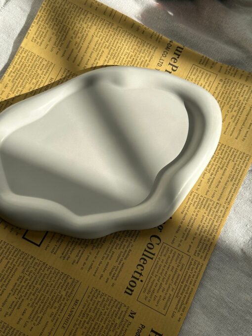 Concrete Cloud Tray Elevate Your Home Decor with Modern Elegance - Image 3