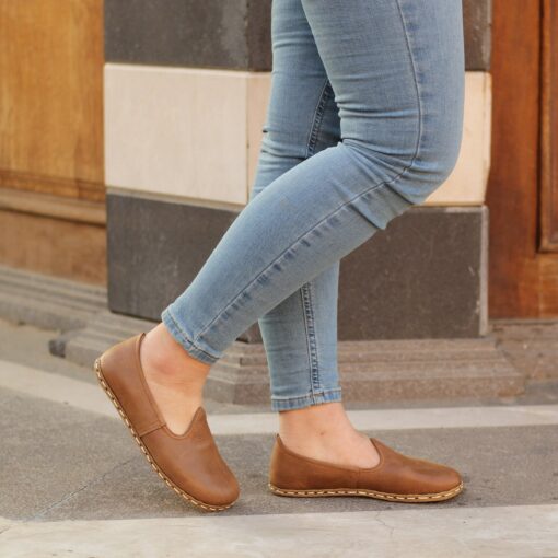 Grounding Shoes Embrace Nature's Energy with Barefoot Comfort - Image 6