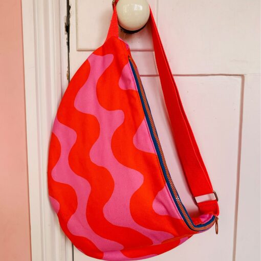 The Slice The Ultimate Crossbody Shoulder Bag for Style and Convenience - Image 3