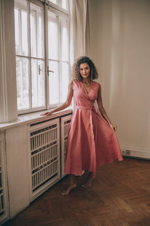 Breezy Linen Midi Dress Elevate Your Summer Wardrobe with Style and Comfort - Image 2
