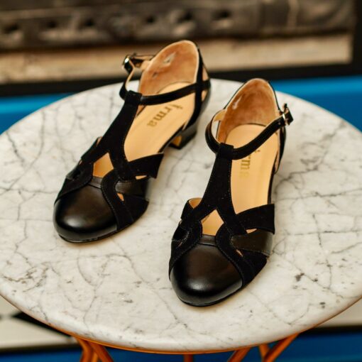 Vintage Vibes Genuine Leather Retro Shoes for the Modern Mod - Image 2