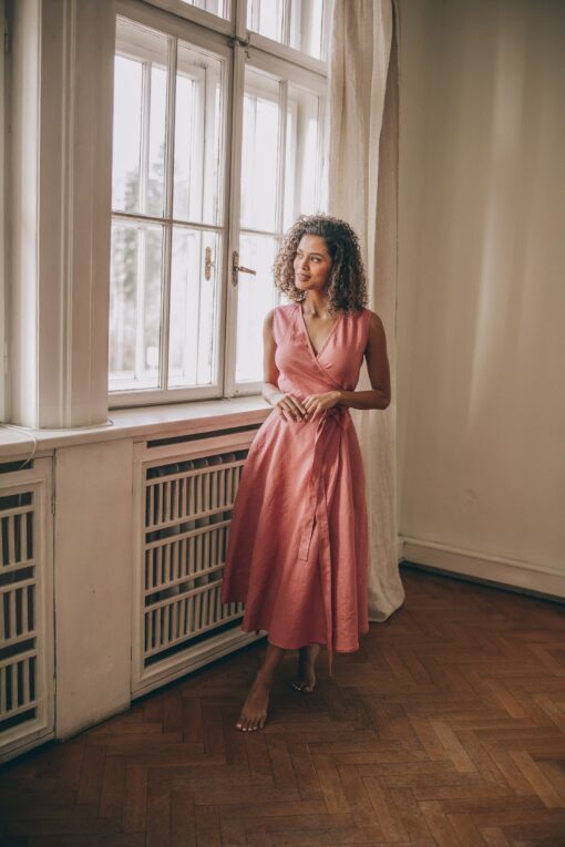 Breezy Linen Midi Dress Elevate Your Summer Wardrobe with Style and Comfort - Image 4