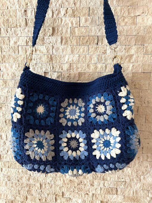 Captivating Blue Granny Square Crochet Bag A Timeless Knitted Crossbody for Everyday Style - Image 2