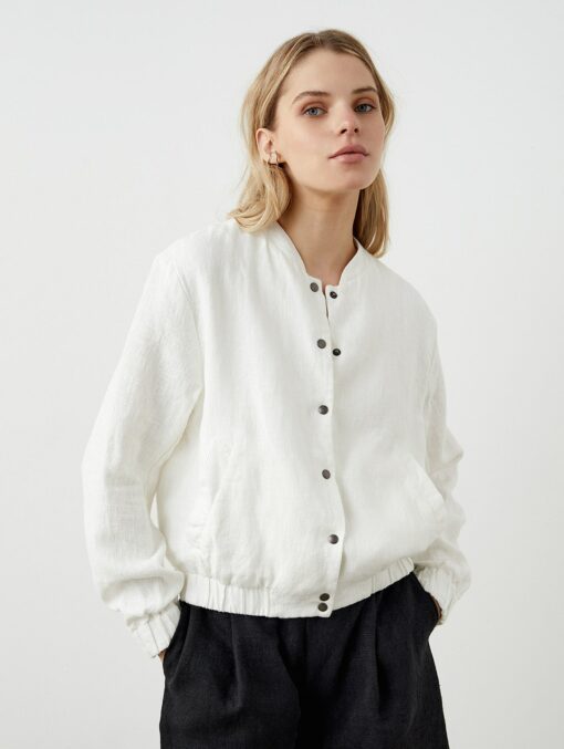 Linen Bomber Jacket Elevate Your Style with Comfort and Versatility - Image 4