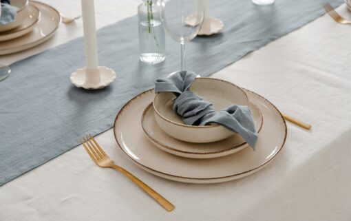 Elegant Linen Tableware Sustainable Napkins and Placemats for a Refined Dining Experience - Image 2