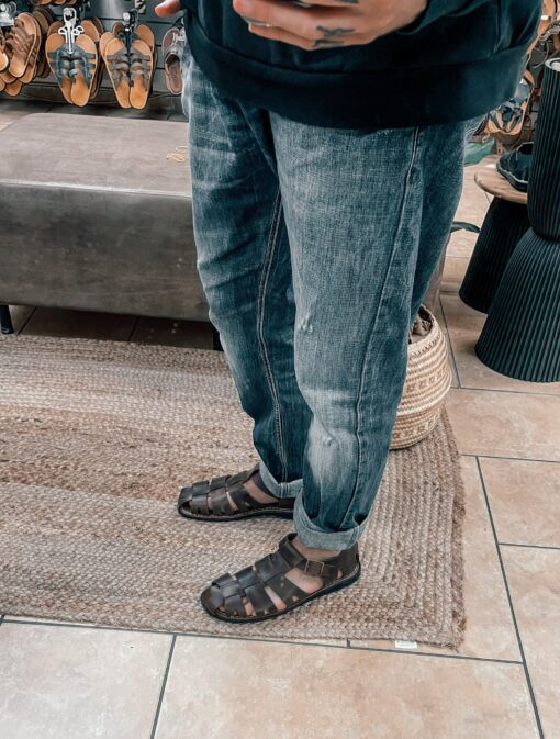 Unleash Your Inner Warrior Genuine Leather Gladiator Sandals for Men - Image 3