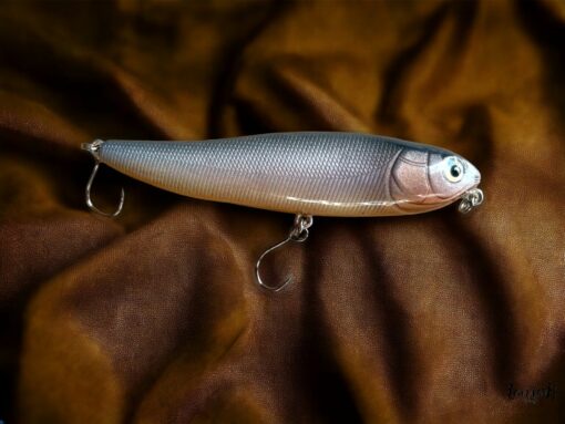 Pike's Nemesis Handcrafted "Gardon Carmin" Lure for Unmatched Precision - Image 3