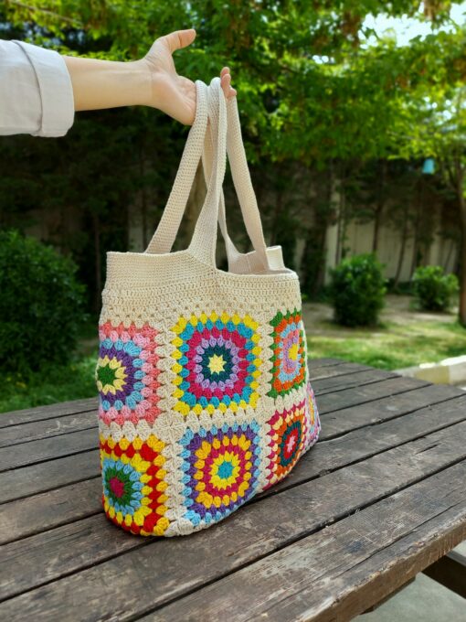 Granny Square Crochet Bag A Boho Patchwork Masterpiece for Beach Days and Beyond - Image 4