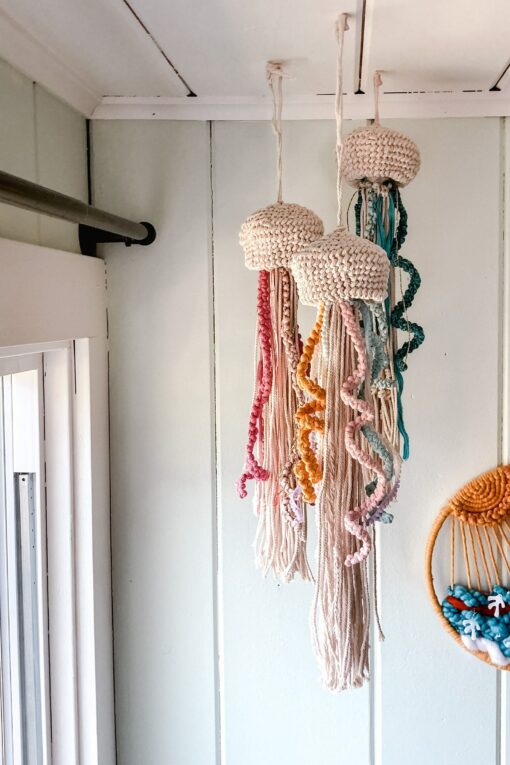 Coastal Serenity Macrame Jellyfish Wall Hanging for Nautical and Beachy Decor - Image 3