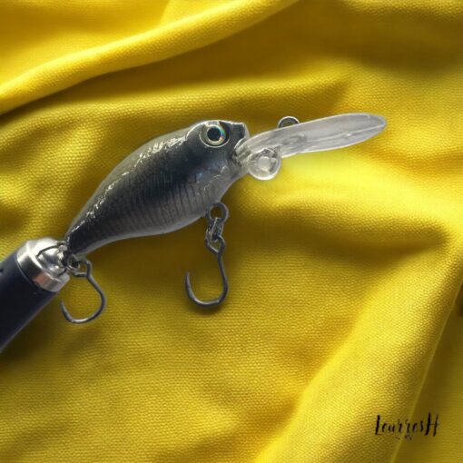 The Glittering Roach Handcrafted Hard Fishing Lure for Trout and Perch - Image 3