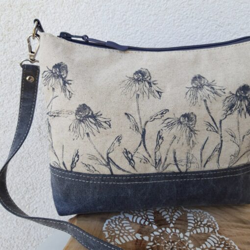 Floral Linen Crossbody Bag A Field of Blooms in Gray and White - Image 6