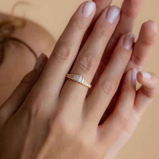 Art Deco Diamond Ring Vintage Elegance for the Modern Bride - Image 2