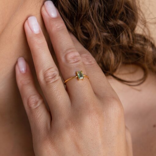 Vintage Art Deco Agate Emerald Ring A Timeless Promise of Love - Image 2