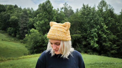 Adorable Crochet Beanie with Animal Ears Express Your Wild Side with Customizable Colors - Image 3