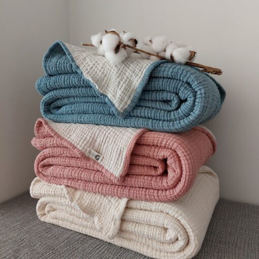 Snuggle Up in Serenity Organic Muslin Bedcover for Breathable, OEKO-TEX Certified Comfort - Image 2