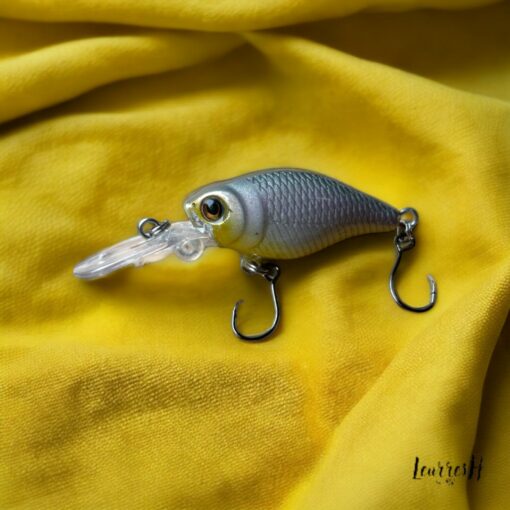 The Glittering Roach Handcrafted Hard Fishing Lure for Trout and Perch - Image 2