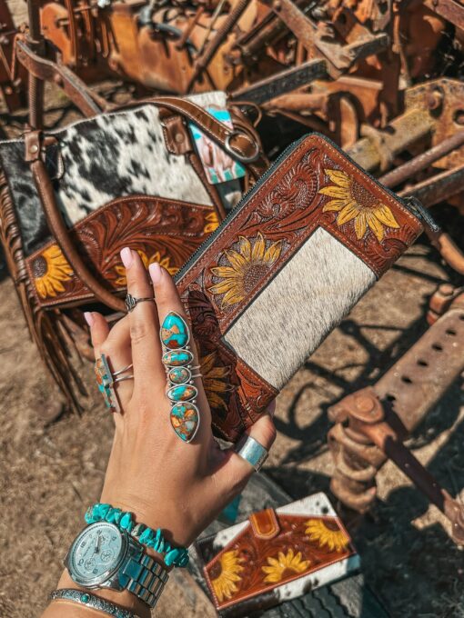 The Avery Sunflower Purse Concealed Carry Haute Southern Hyde by Beth Marie Exclusive Cowhide - Image 6