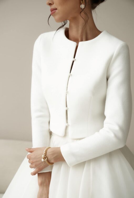 Exquisite Bridal Shrug Elevate Your Wedding Attire with Warmth and Elegance - Image 4