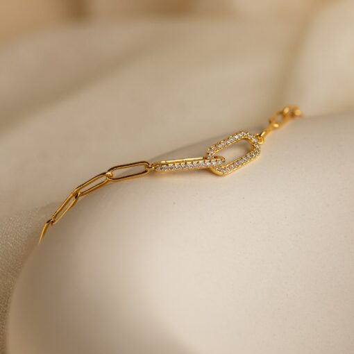 Caitlyn Minimalist Pave Diamond Linked Bracelet Elevate Your Style with Shimmering Elegance - Image 2