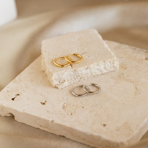 Caitlyn Minimalist Hoop Earrings Everyday Elegance for Every Occasion - Image 5