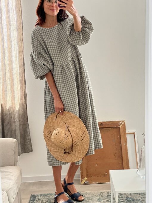 Olivia The Epitome of Effortless Elegance in Linen - Image 5