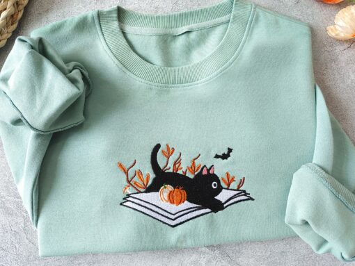 Bewitching Black Cat Embroidered Sweatshirt Spooky and Cozy for Fall - Image 6