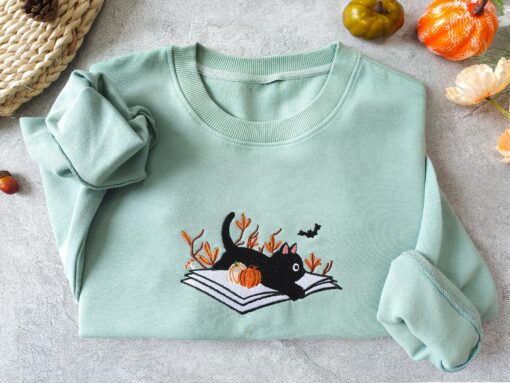 Bewitching Black Cat Embroidered Sweatshirt Spooky and Cozy for Fall - Image 2