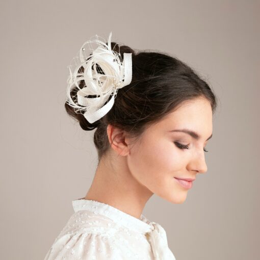 Enchanting Bridal Fascinator Adorn Your Wedding Day with Grace and Elegance - Image 2