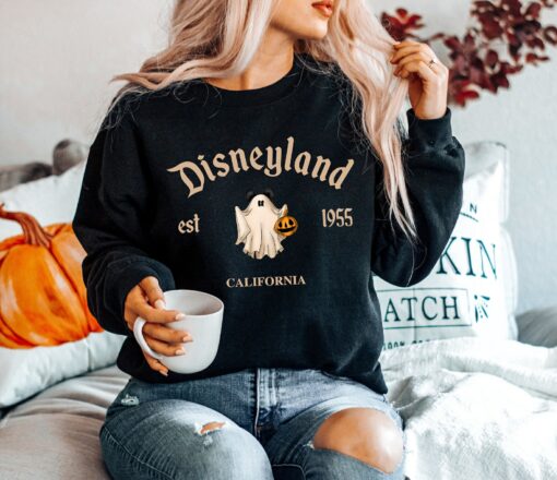 Enchanting Halloween Sweatshirt Embrace the Magic of Disneyland - Image 3