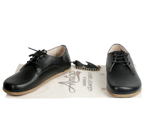 Handmade Yemeni Leather Oxford Barefoot Shoes Classic, Colorful, and Comfortable - Image 4