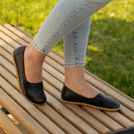 Grounding Shoes for Women Experience the Earth's Energy with Black Copper Barefoot Shoes - Image 6