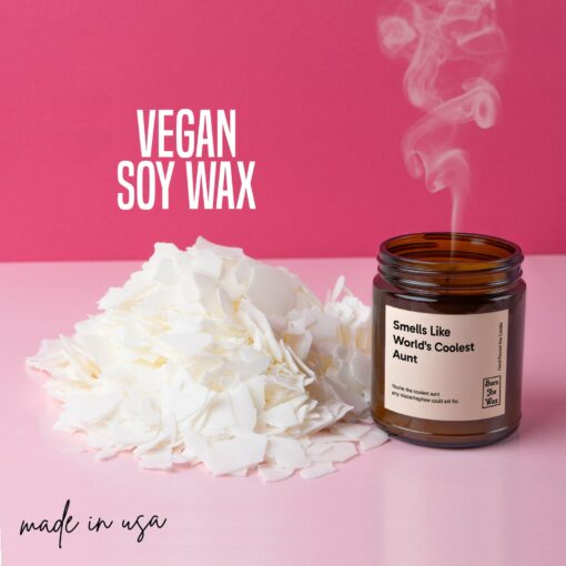 Indulge in the Aroma of the World's Coolest Aunt A Soy Candle Gift for Special Occasions - Image 2