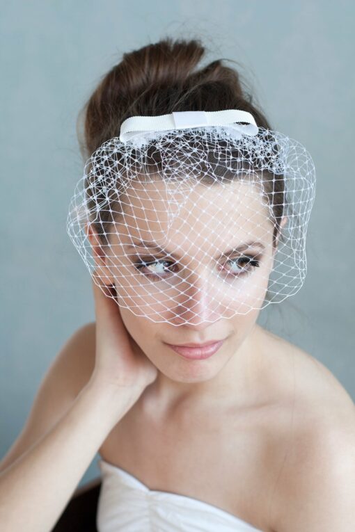 Black Birdcage Veil with Bow A Timeless Bridal Accessory - Image 2