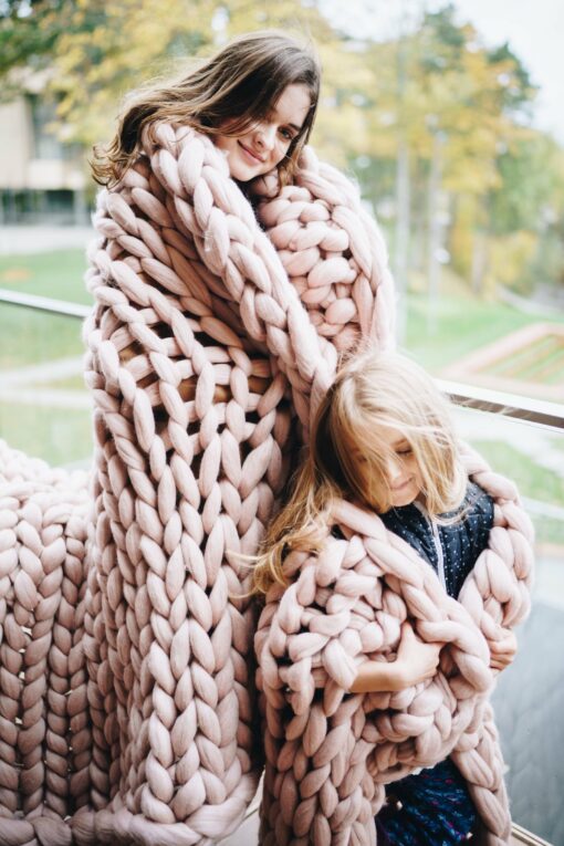 Organic Merino Wool Chunky Knit Blanket Luxurious Warmth, Anti-Allergic Comfort - Image 2