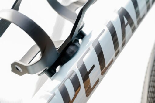 Chipolo ONE Spot Bike Mount Protect Your Bike and Valuables - Image 2