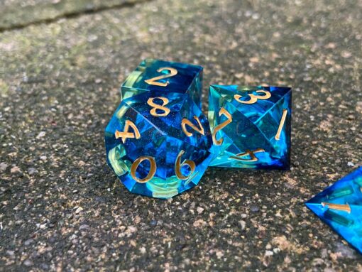 Cryomancer's Icy Grip 7-Piece Resin Dice Set for DnD - Image 2