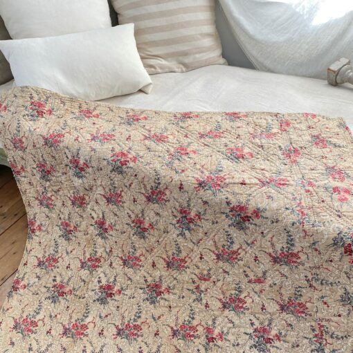 Antique French Chintz Quilt Handcrafted Elegance in Quilted Cotton - Image 4