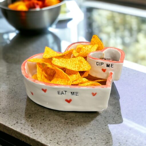 Heart-Shaped Chip and Dip Bowl The Perfect Treat for Romantic Evenings - Image 3