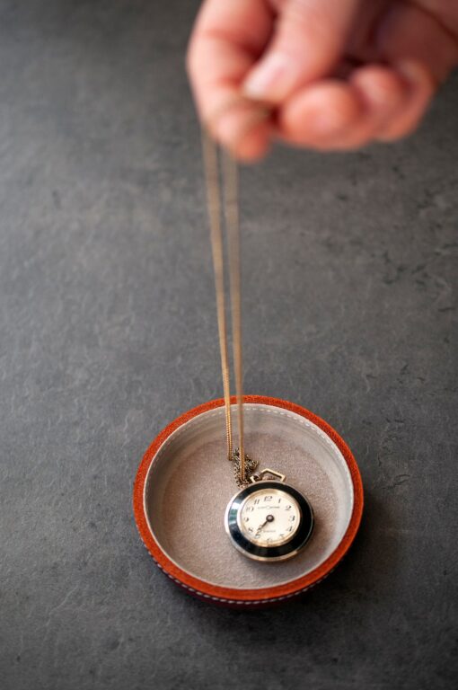 Exquisite Leather Ring Dish A Timeless Treasure for Cherished Moments - Image 4
