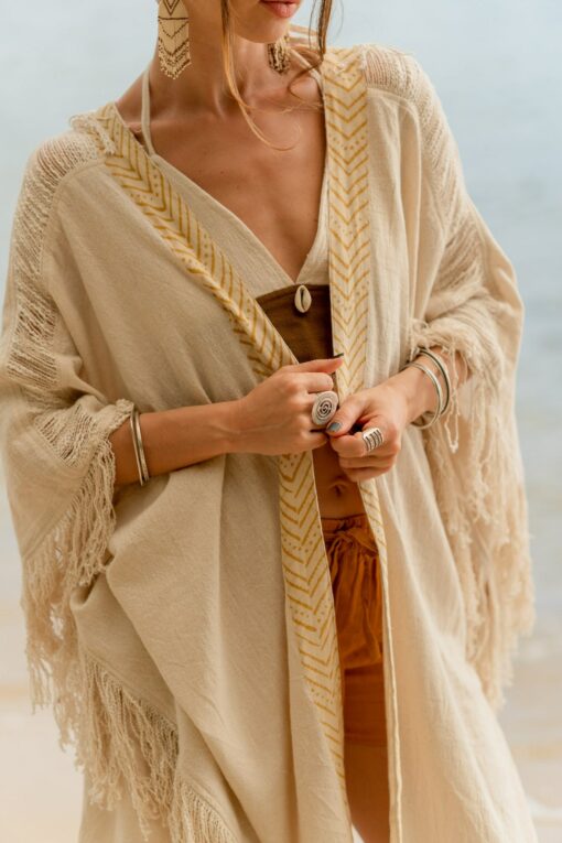 Flowing Fringe Kimono Unisex Style for Effortless Elegance - Image 6