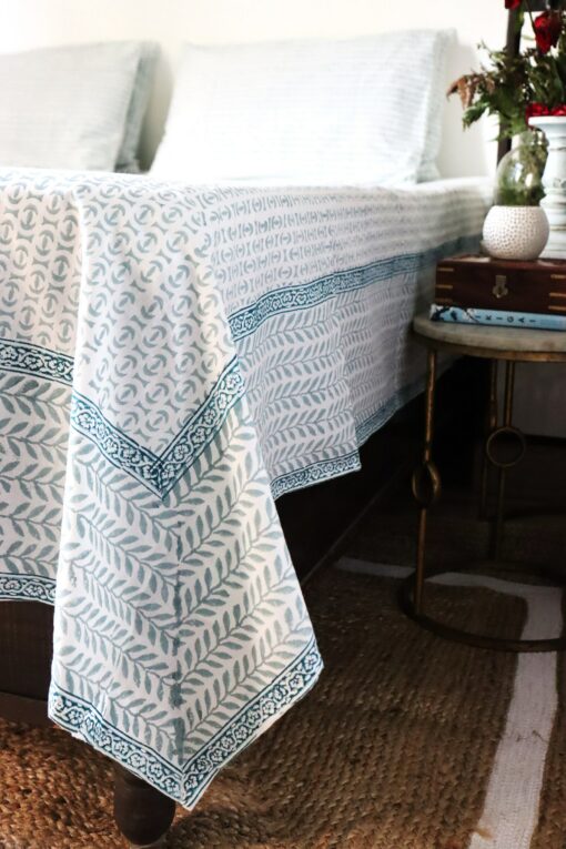 Handcrafted Block Print Sheet Set Artisan-Crafted Indian Prints in King Size Blue Geometric, Perfect for Weddings and Home Decor - Image 2