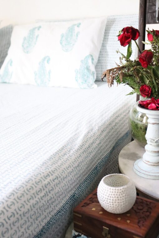 Handcrafted Block Print Sheet Set Artisan-Crafted Indian Prints in King Size Blue Geometric, Perfect for Weddings and Home Decor - Image 5