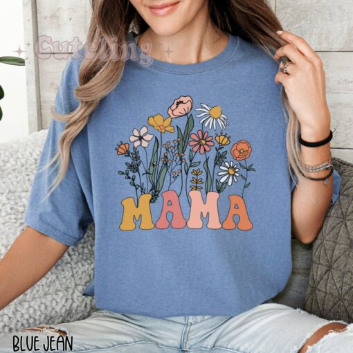 Wildflower Mama Comfort Colors Retro Mom T-Shirt, Perfect Mother's Day Gift - Image 3