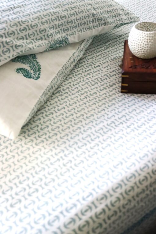 Handcrafted Block Print Sheet Set Artisan-Crafted Indian Prints in King Size Blue Geometric, Perfect for Weddings and Home Decor - Image 4